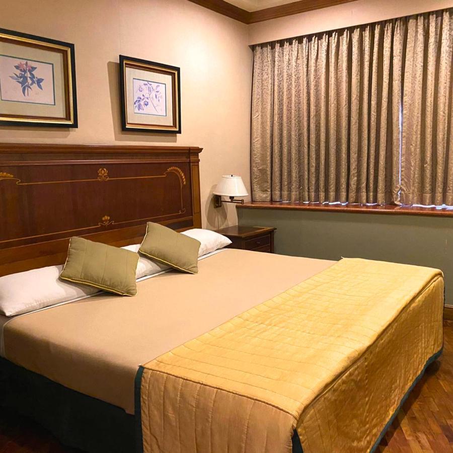Herald Suites Makati City Bagian luar foto
