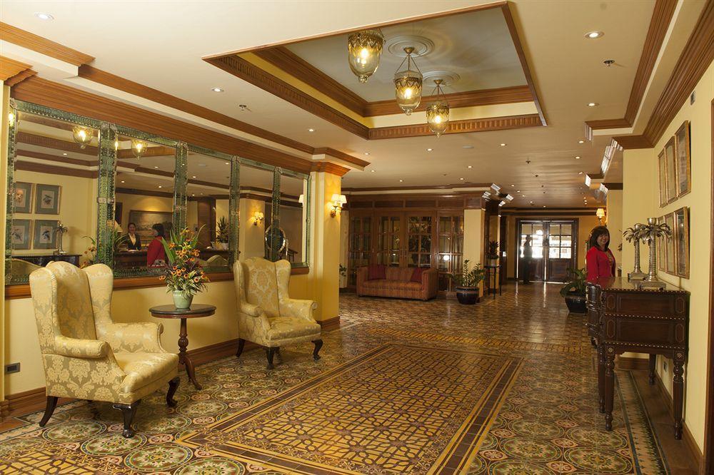 Herald Suites Makati City Bagian luar foto
